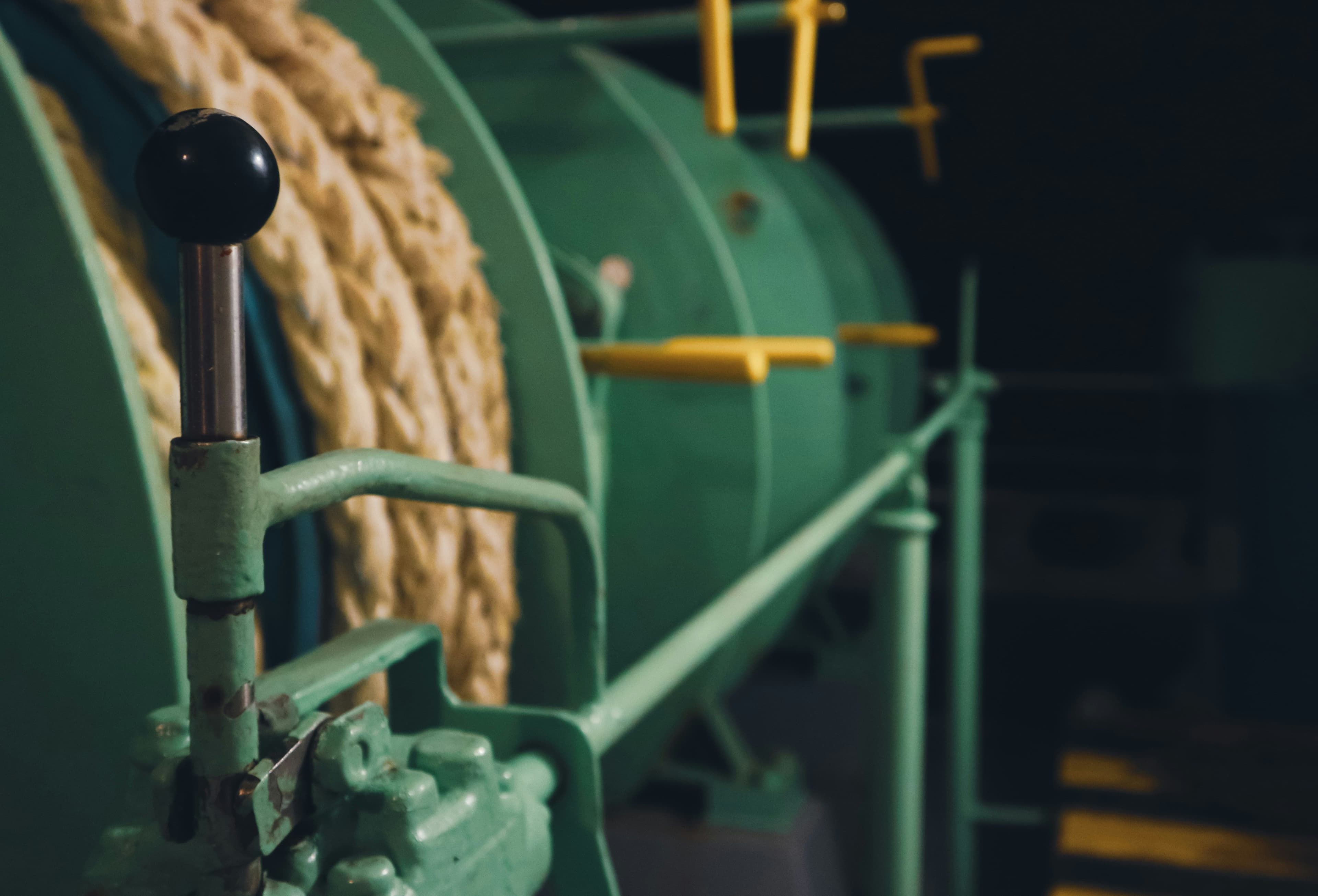 Deck equipment & handling aids